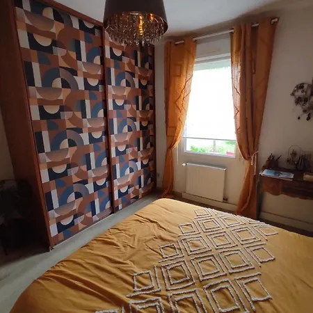 Grande Maison Lumineuse-quartier Gazonfier-6 Personnes Le Mans