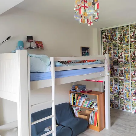 Feriehus Grande Maison Lumineuse-quartier Gazonfier-6 Personnes Le Mans
